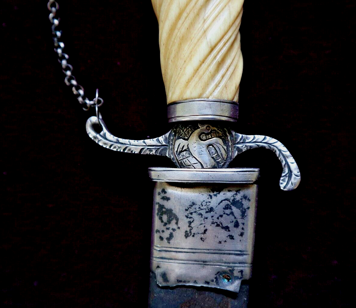 AMERICAN REVOLUTIONARY WAR EAGLE HEAD SILVER HILT BY WEBB SWORD PUBLISHED