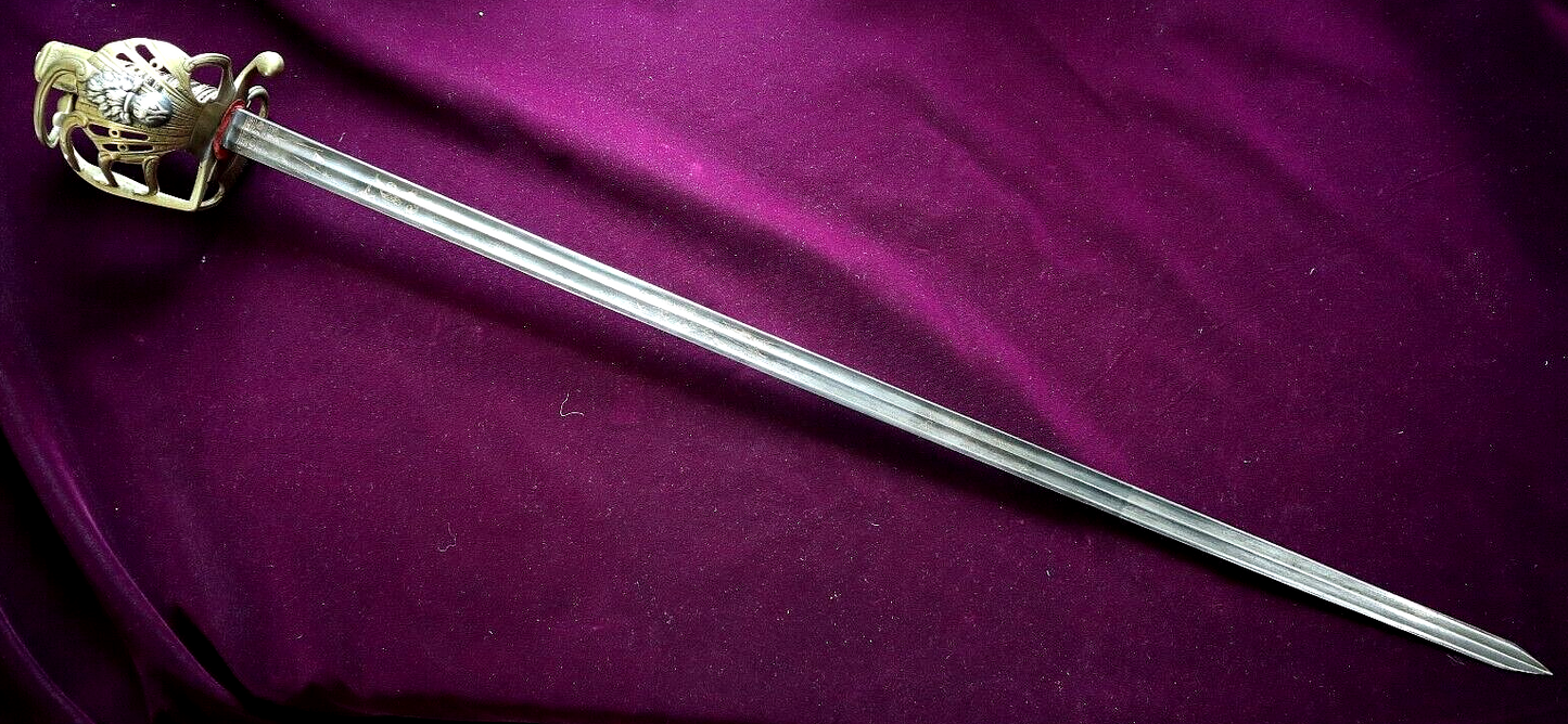 NAPOLEONIC KING WILLIAM BODYGUARD GARDE DE BATTAILLE SWORD 1 OF 2 KNOWN